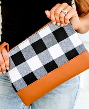 Aspen Wristlet (Black & White)